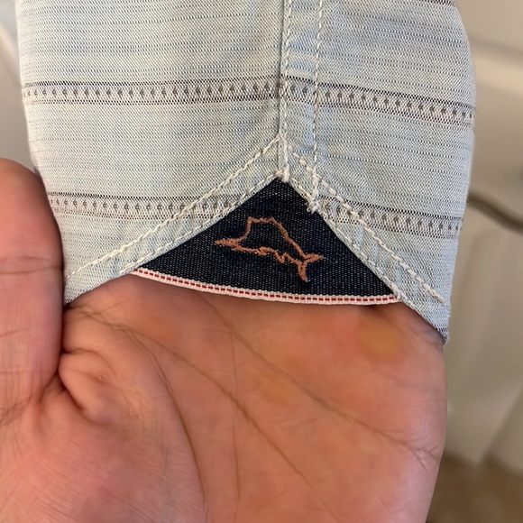 Tommy Bahama short sleeve button down print shirt - Picture 4 of 8